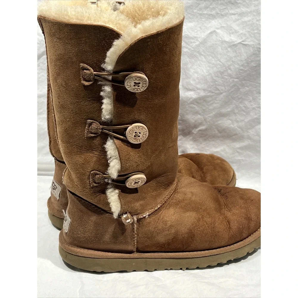 UGG brown leather